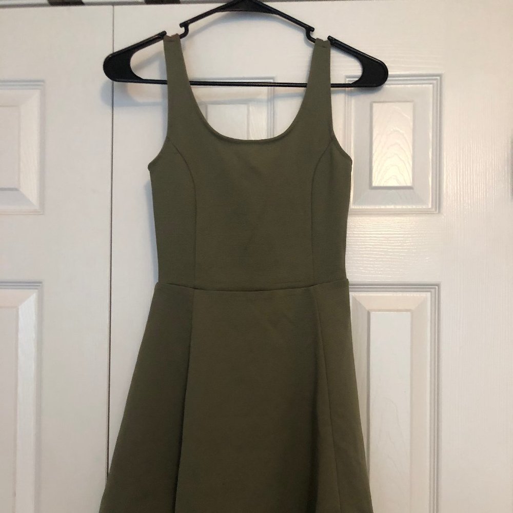 H&M Divided Army Green Casual Dress
